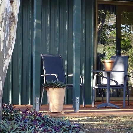 Lagoon Pocket Bed & Breakfast Exterior foto